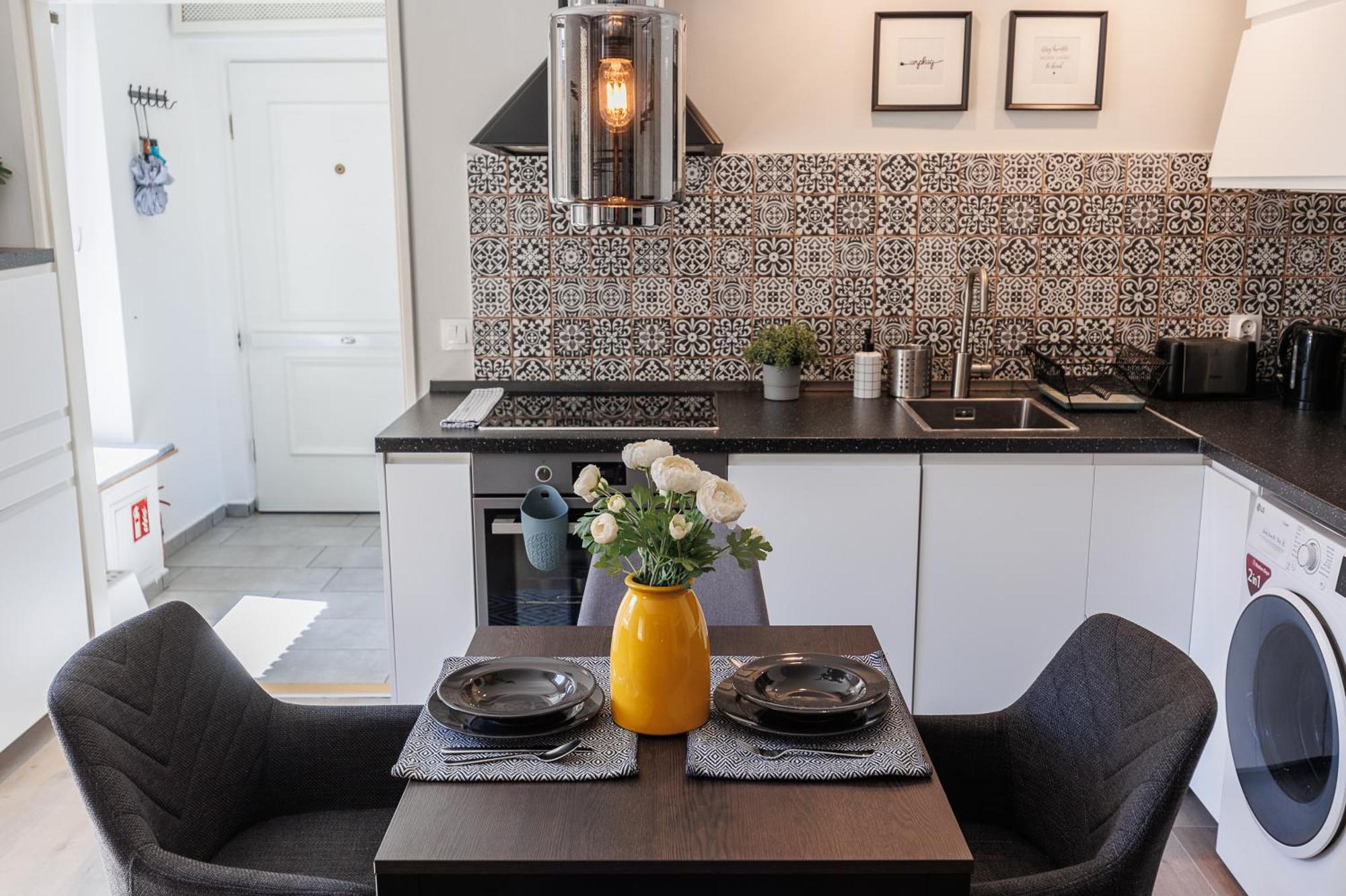 Apartamento Little Treasure At Liszt With Free Parking